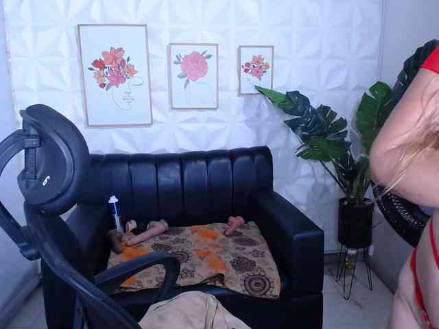 Valentina-mature webcam