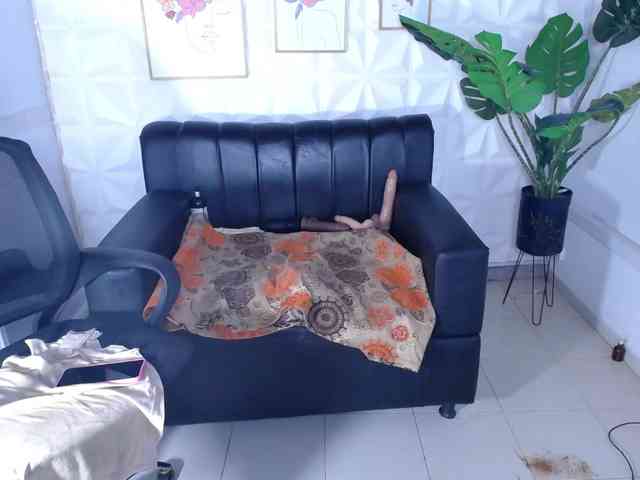 Valentina-mature webcam