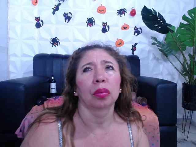 Valentina-mature webcam
