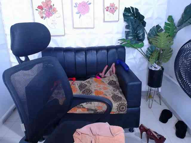 Valentina-mature webcam