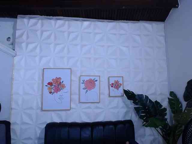 Valentina-mature webcam