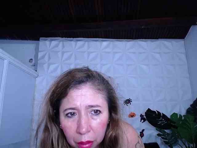 Valentina-mature