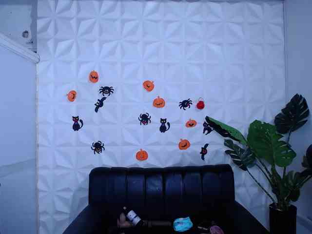 Valentina-mature webcam