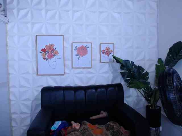 Valentina-mature webcam