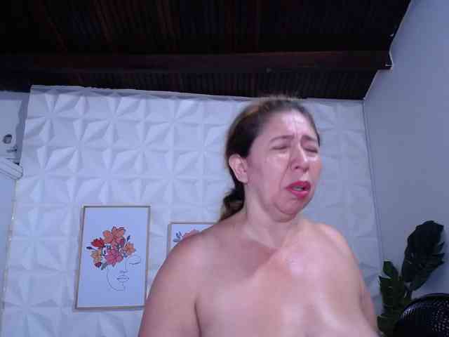 Valentina-mature webcam