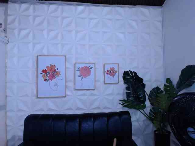 Valentina-mature webcam