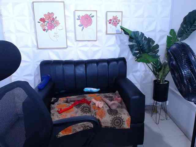 Valentina-mature webcam