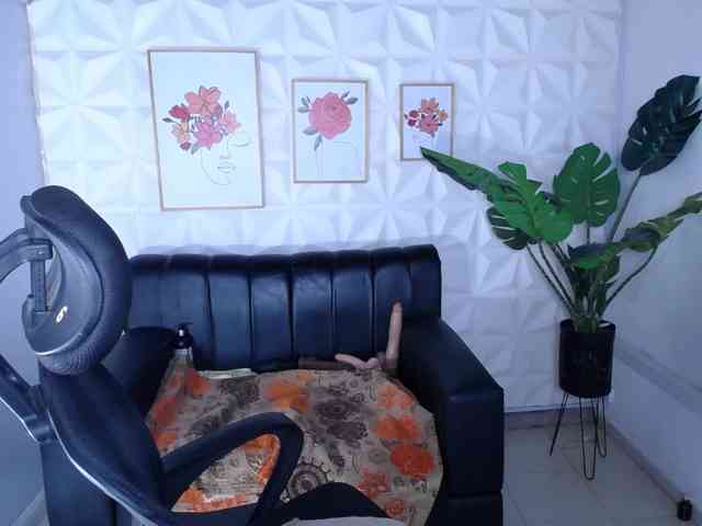 Valentina-mature webcam