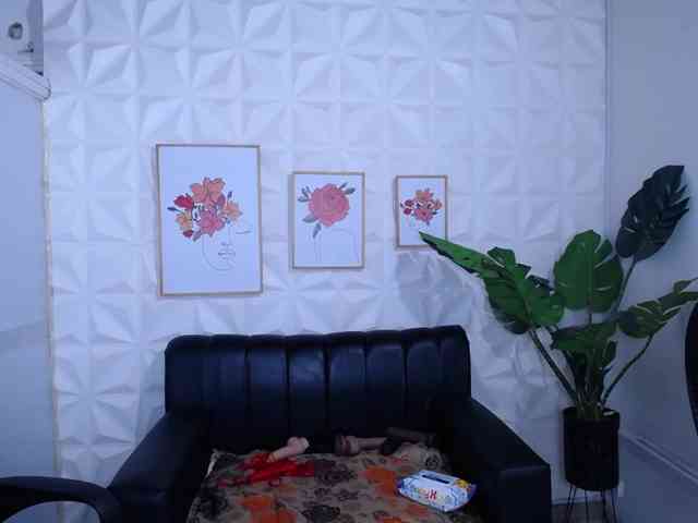 Valentina-mature webcam