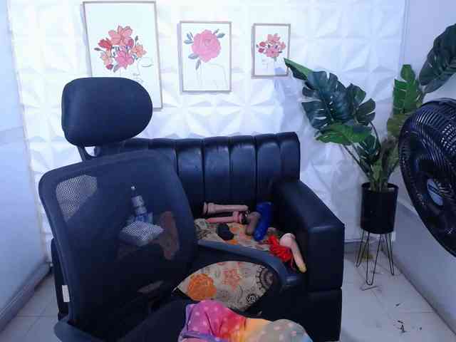 Valentina-mature webcam