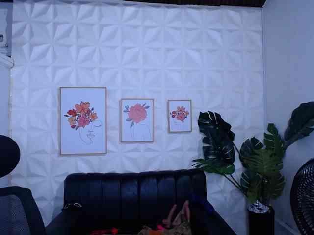 Valentina-mature webcam