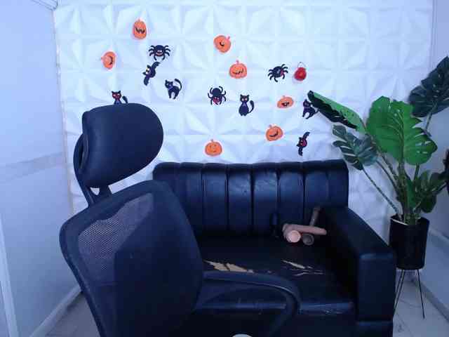 Valentina-mature webcam