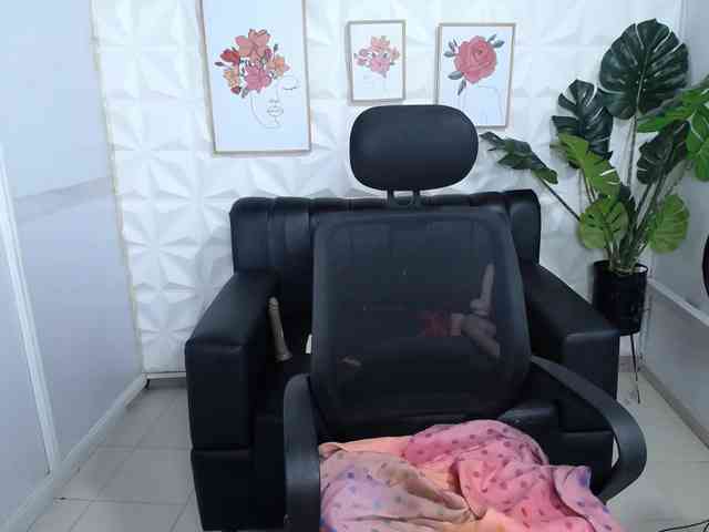 Valentina-mature webcam