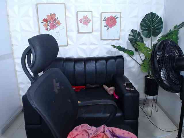 Valentina-mature webcam