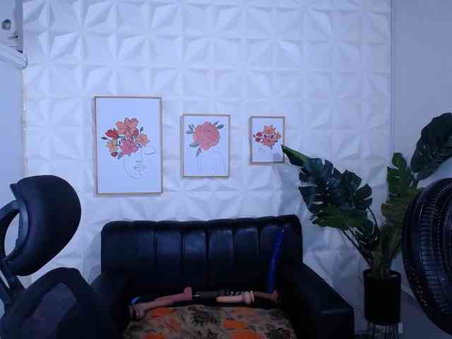 Valentina-mature webcam