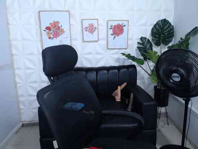 Valentina-mature webcam