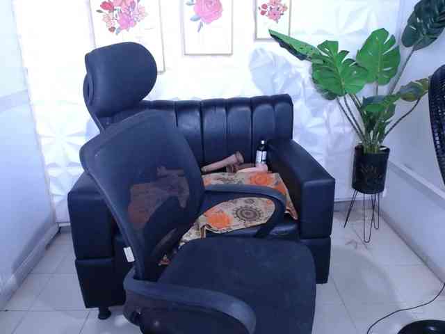 Valentina-mature webcam