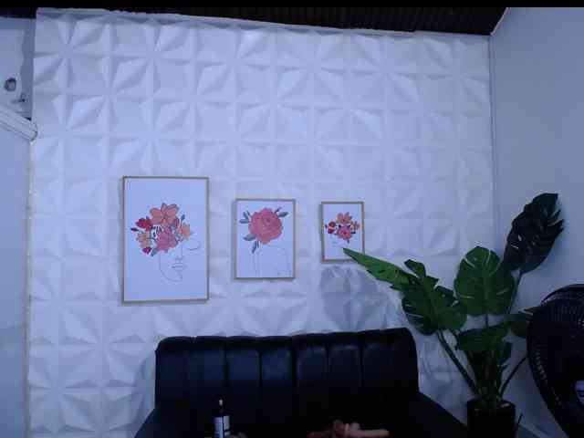 Valentina-mature webcam