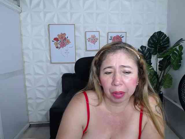 Valentina-mature webcam