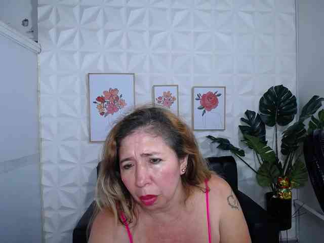 Valentina-mature webcam