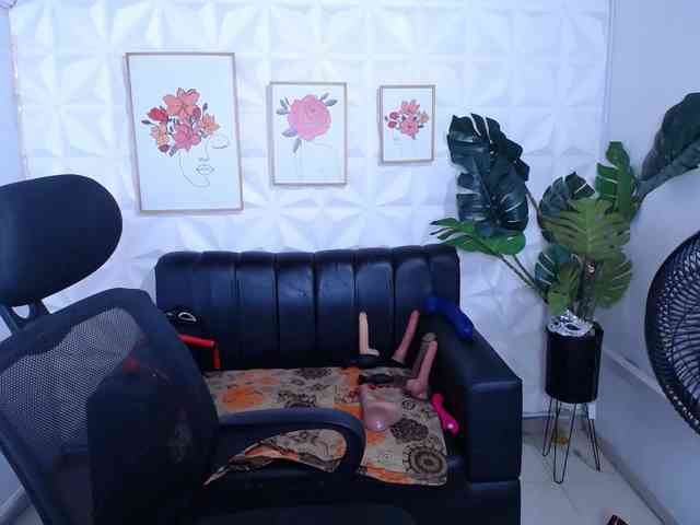 Valentina-mature webcam