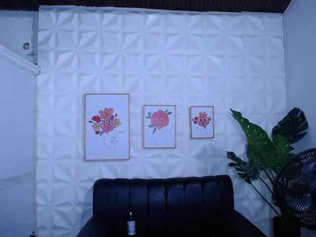 Valentina-mature webcam