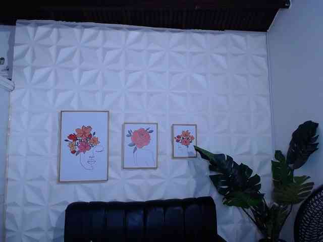 Valentina-mature webcam