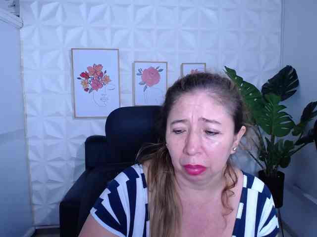 Valentina-mature webcam