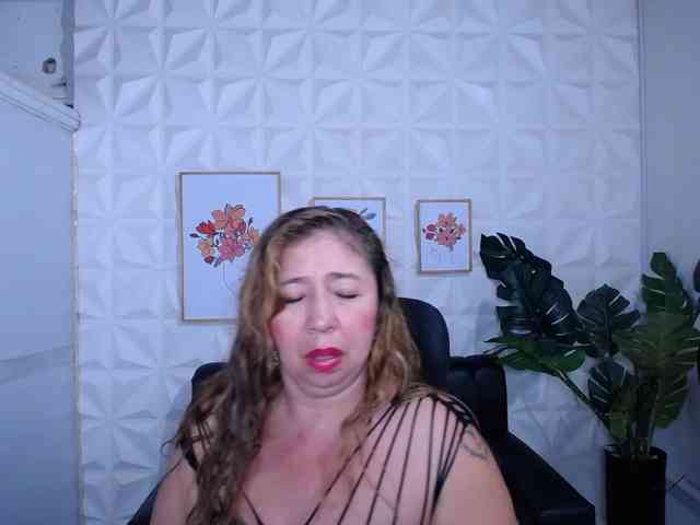 Valentina-mature webcam