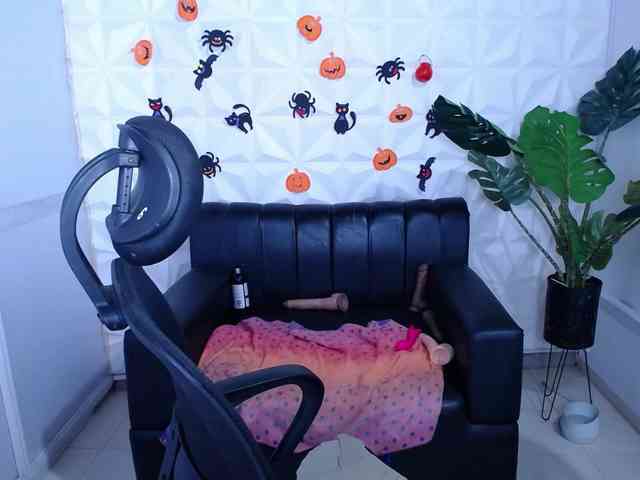 Valentina-mature webcam