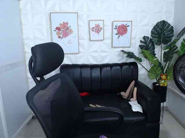 Valentina-mature webcam