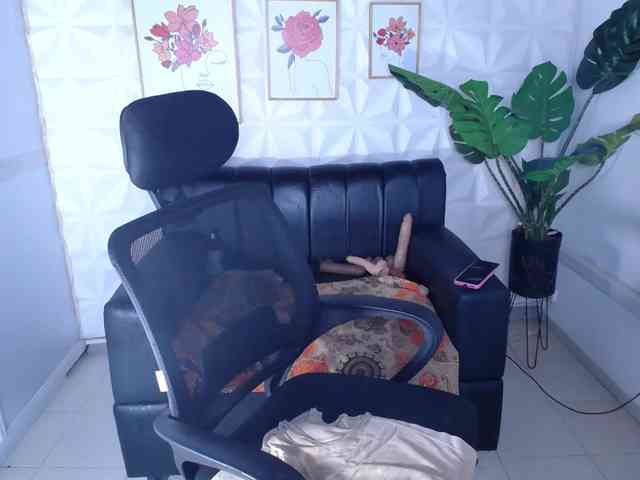 Valentina-mature webcam