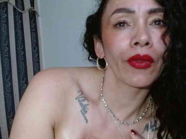 NicoleMabel webcam