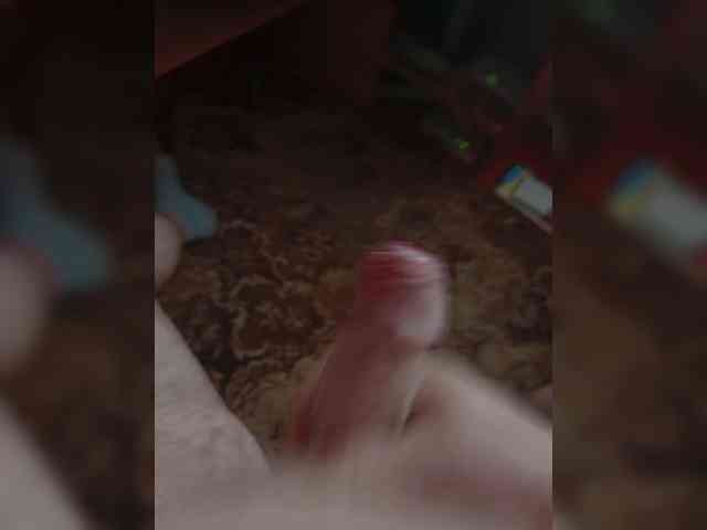 IVANLUZER Live Webcam on BongaCams