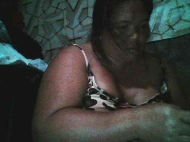 Yummypussy432 webcam