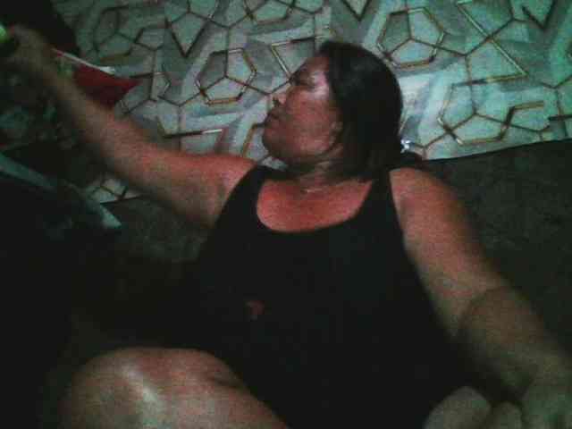 Yummypussy432 webcam