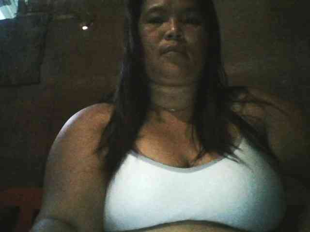 Yummypussy432 webcam