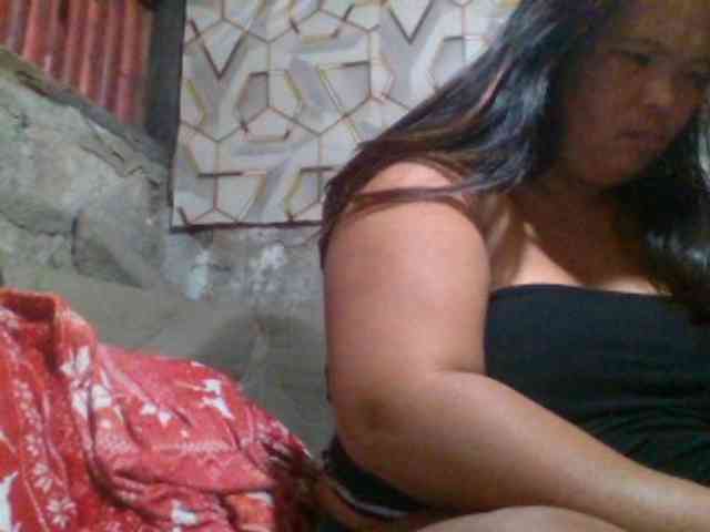 Yummypussy432 webcam