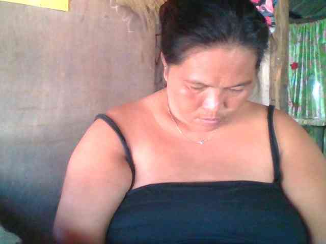 Yummypussy432 webcam