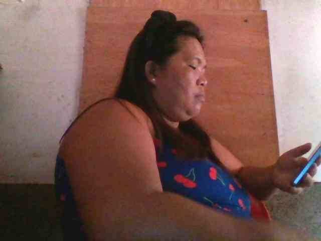 Yummypussy432 webcam