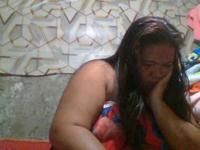 Yummypussy432 webcam