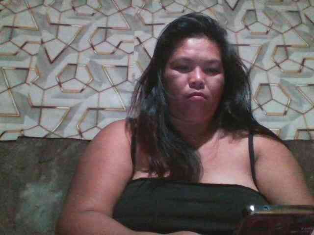 Yummypussy432 webcam