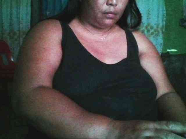 Yummypussy432 webcam