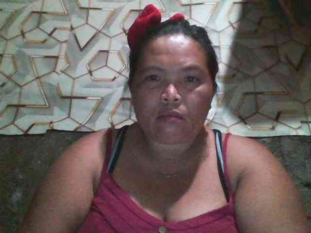 Yummypussy432 webcam