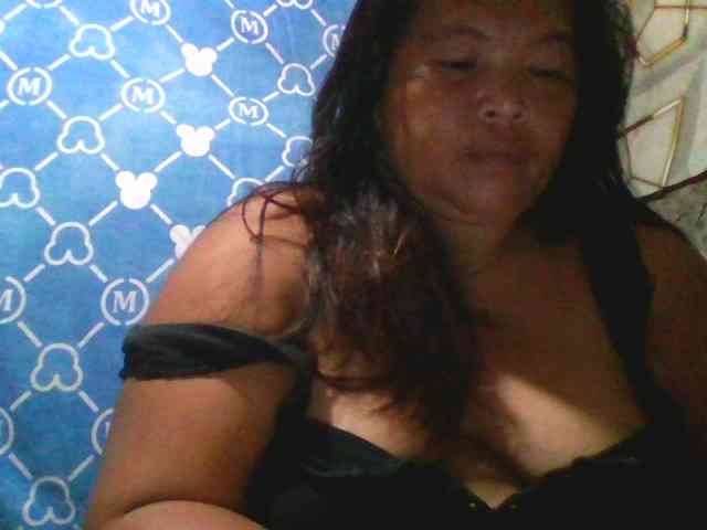 Yummypussy432 webcam