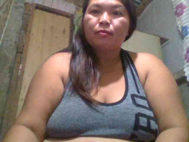 Yummypussy432 webcam