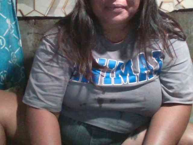 Yummypussy432 webcam