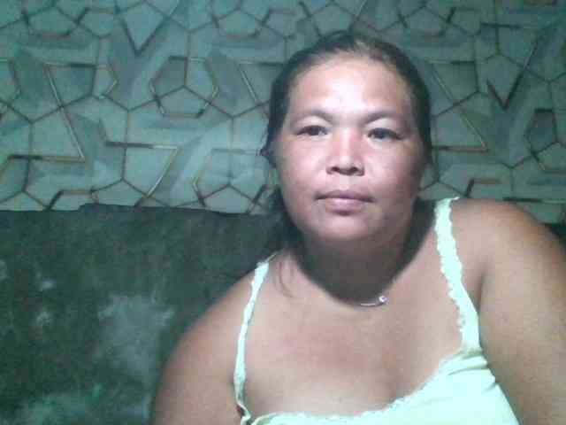 Yummypussy432 Live Webcam on BongaCams