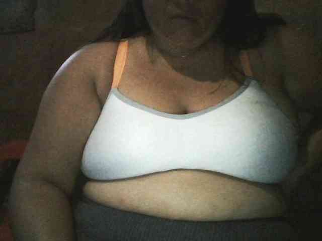 Yummypussy432 webcam