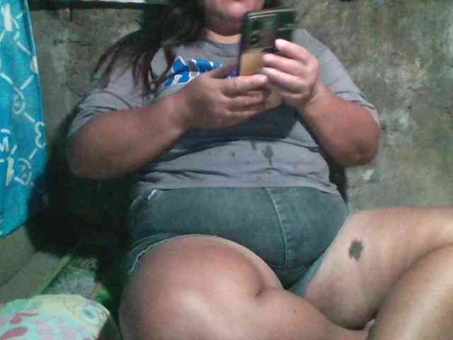 Yummypussy432 webcam